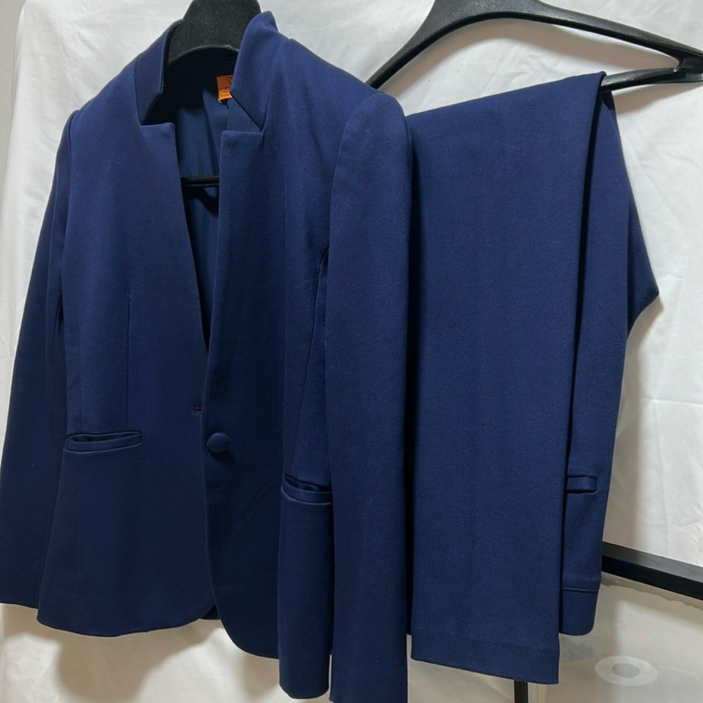 Mary Crafts  Women Pants Suit.